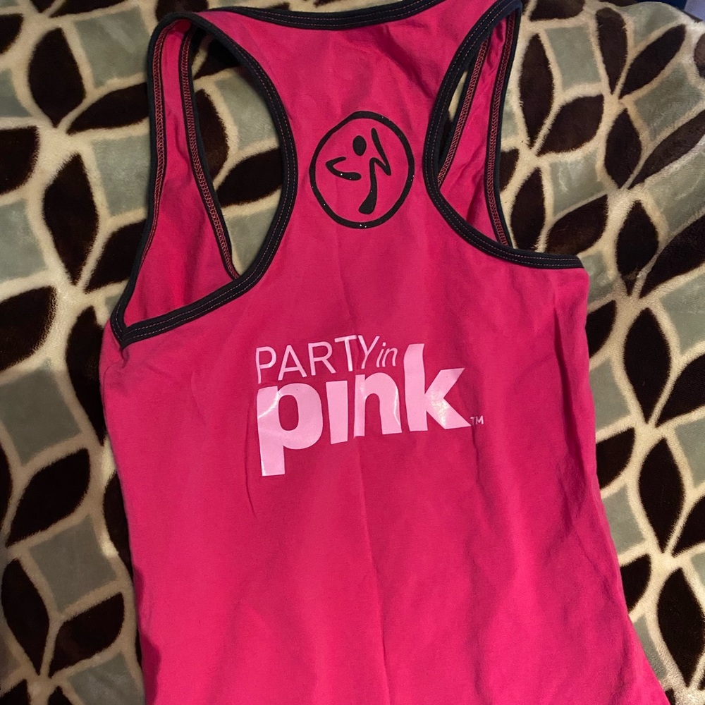 Zumba tank top so L Party in Pink